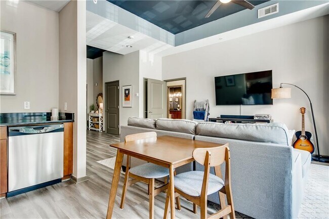 Building Photo - 3400 Malone Dr