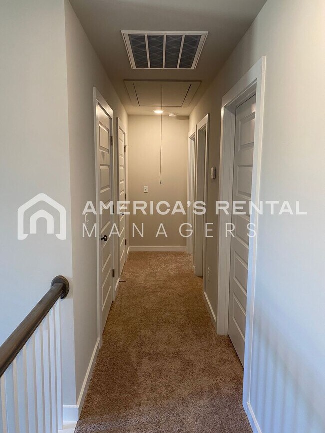 Building Photo - Home for Rent in Jemison, AL... Available ...