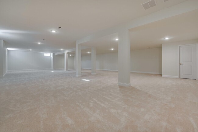 Building Photo - 22 Silent Nest Wy