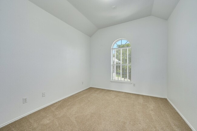 Building Photo - 12309 Pleasant Hill Ct