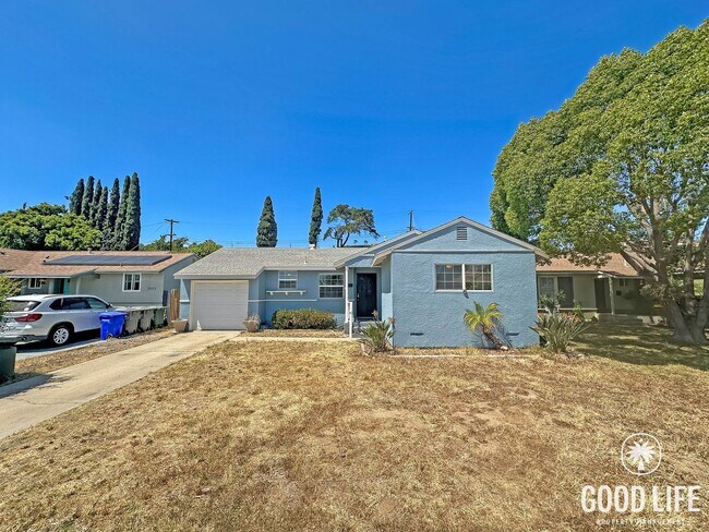Building Photo - Charming 2BD/2BA National City Home with Fresh Updates, Backyard & Attached Garage