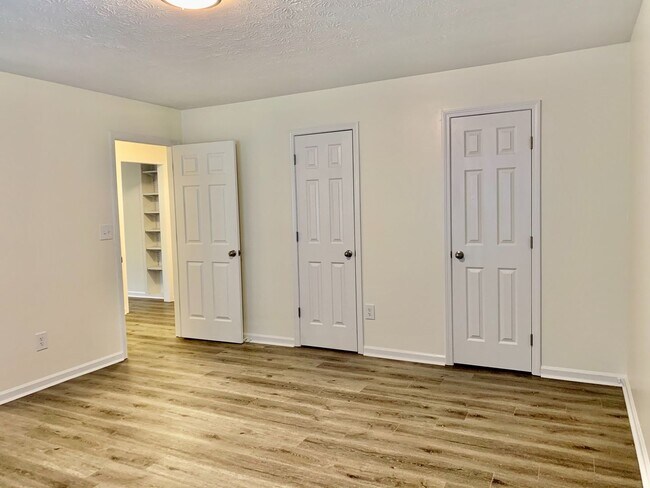 Building Photo - Hiram Rental