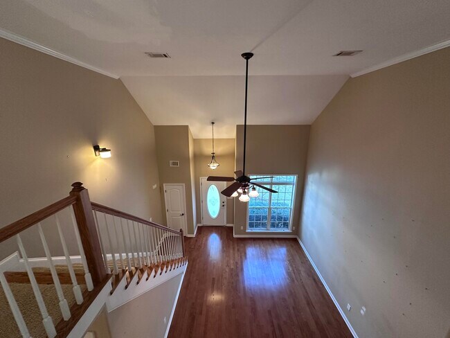 Building Photo - 2009 Dundee Way