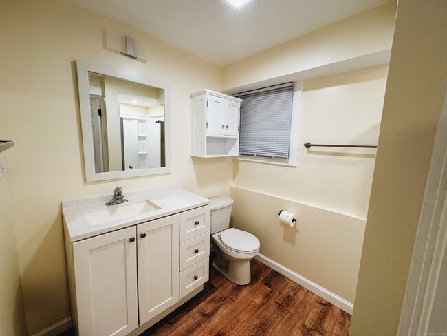 Building Photo - 45 Church St