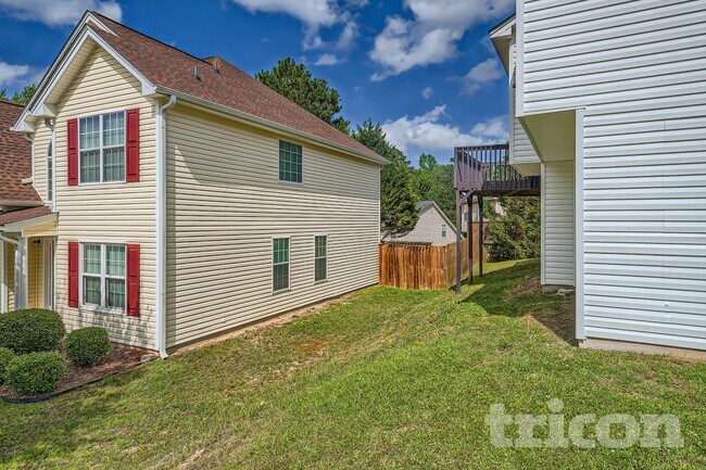 Building Photo - 3500 Silverton