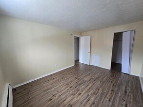 Building Photo - 14815 Euclid Ave