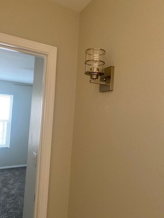 Building Photo - $2,350 3 Bedroom Gilbert 85296 Home For Le...