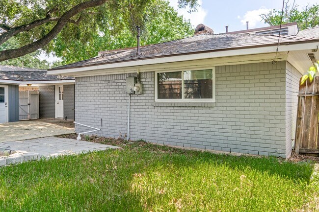 Building Photo - One-Story Home for Rent in Walnut Bend, Ho...