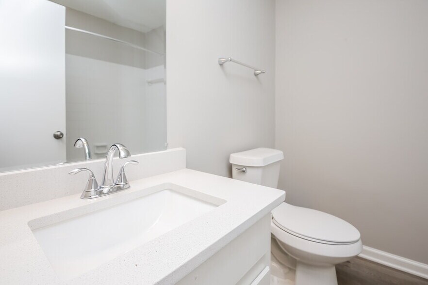 Building Photo - 3730 Rhoanoke Ct