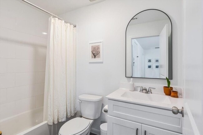 Building Photo - 25919 Chicory Dr