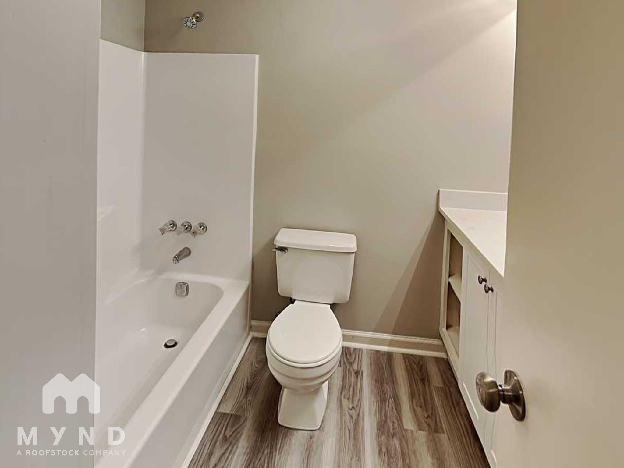 Building Photo - 3798 Leach Rd