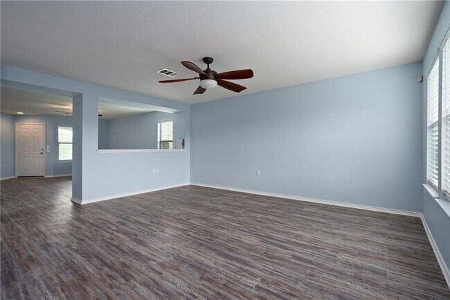 Building Photo - Beautifully remodeled gourmet kitchen with...