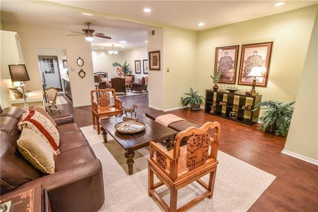 Building Photo - 7408 Woodthrush Dr