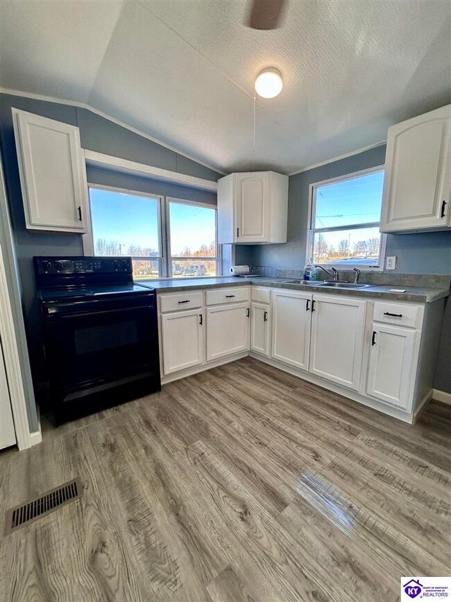 Building Photo - 55 Rhonda Ct