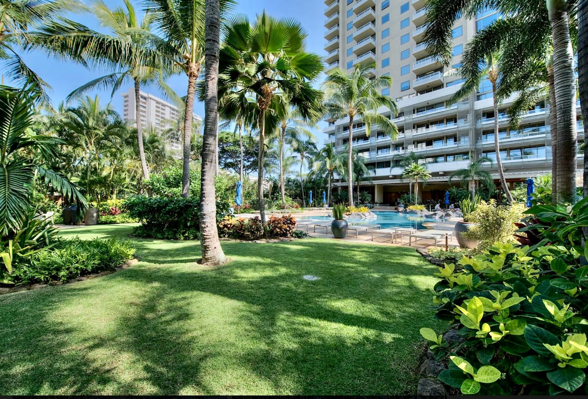 Building Photo - 1551 Ala Wai Blvd