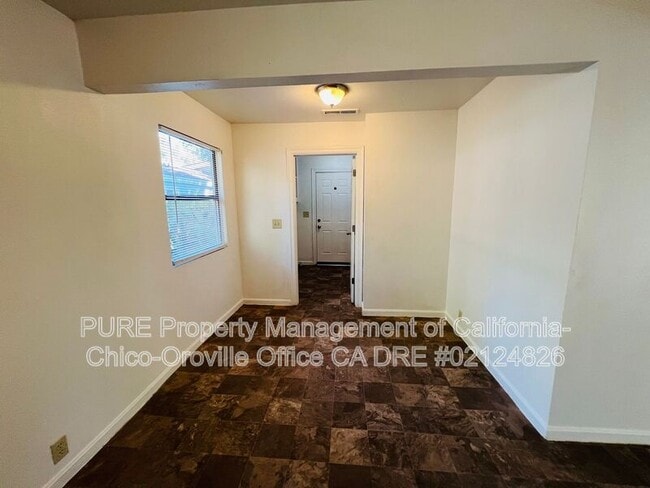 Building Photo - 9210 Goodspeed St