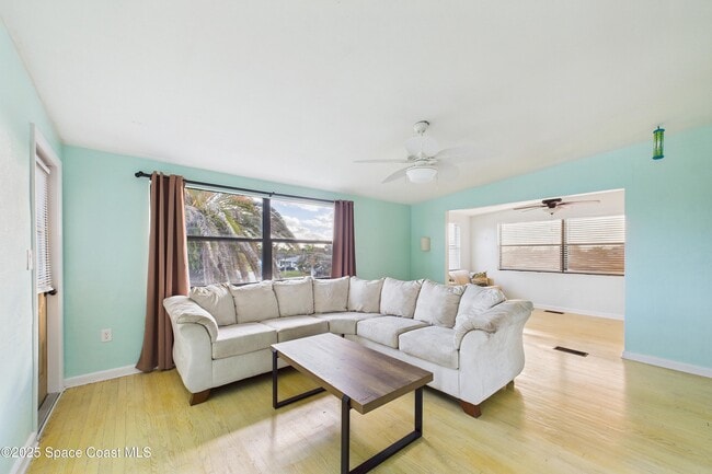 Building Photo - 106 Sunrise Ave