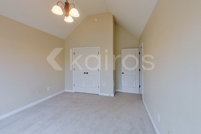 Building Photo - 912 Golden Bell Ln