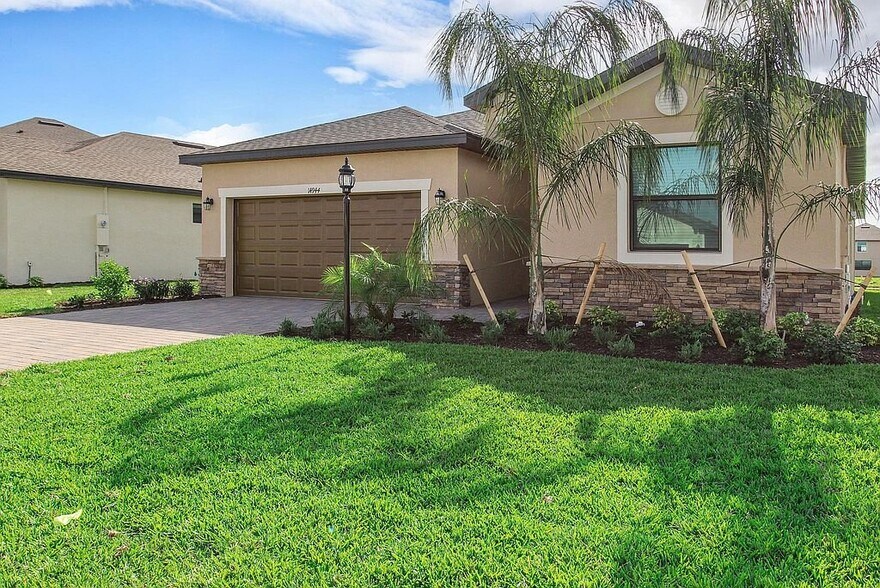 Building Photo - 14882 Portico Blvd