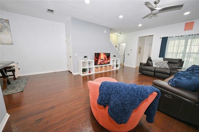 Building Photo - 12562 Streamdale Dr