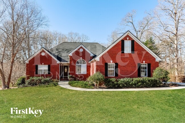 Building Photo - 715 Roland Manor Dr