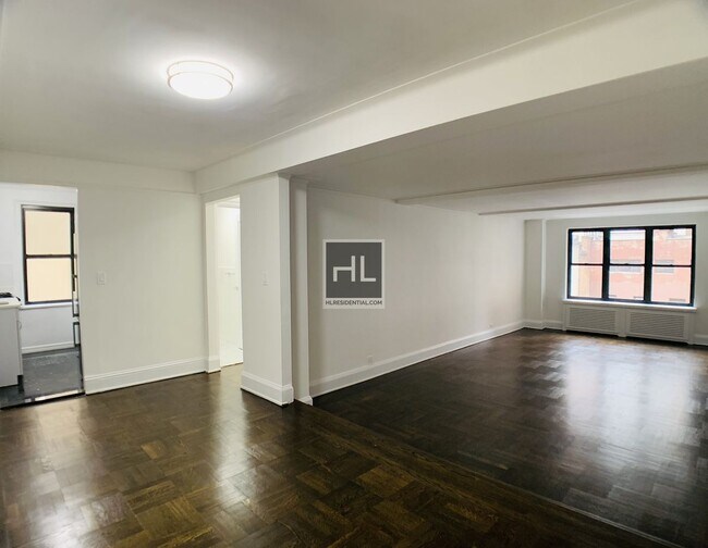Primary Photo - EAST 38 STREET