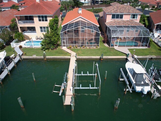 Building Photo - 1605 Sand Key Estates Ct