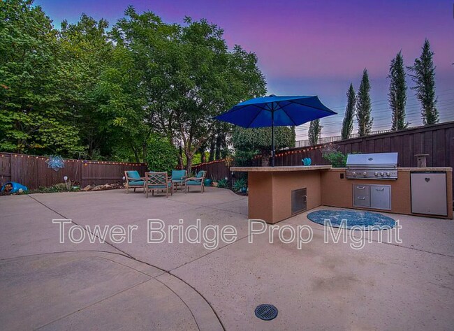 Building Photo - 1518 Southridge Ct