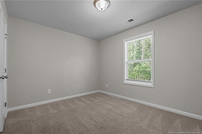 Building Photo - 205 Abercorn Wy