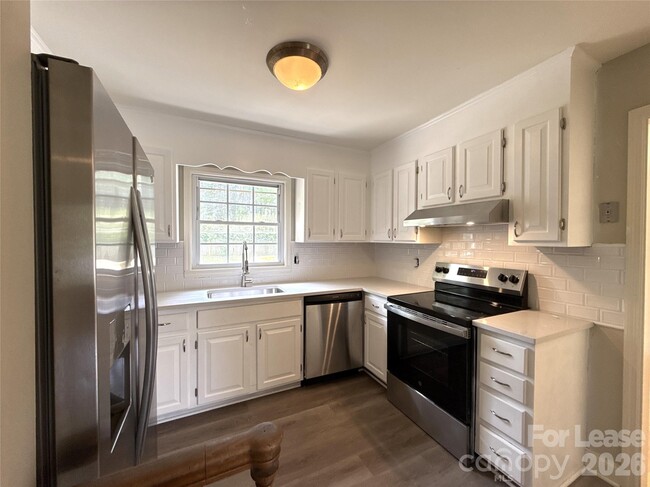 Building Photo - 7124 Starvalley Dr