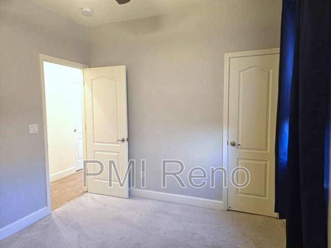 Building Photo - 10380 Gold Mine Dr