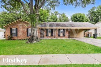Building Photo - 7094 Hillshire Dr