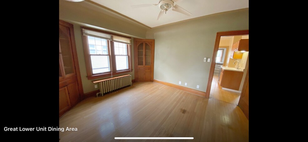 Building Photo - 985 W Morgan Ave