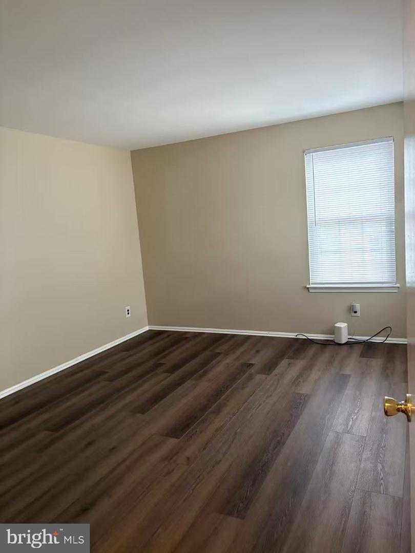 Building Photo - 57 E Oleander Dr