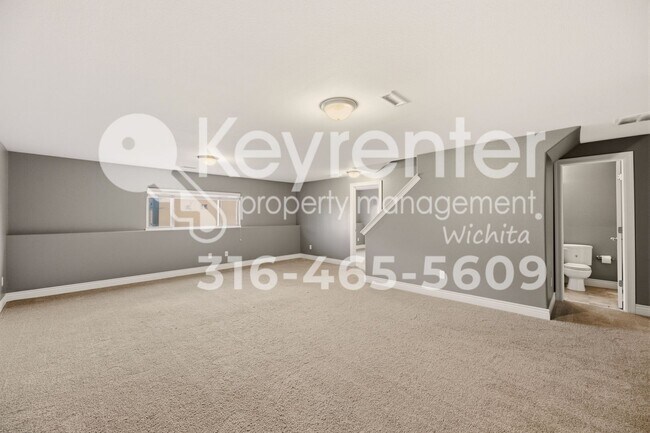 Building Photo - 311 N Grandstone St