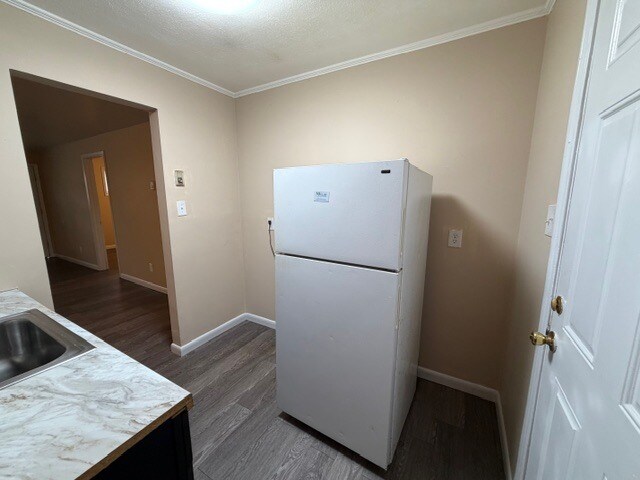 Building Photo - 3304 Martin Ave