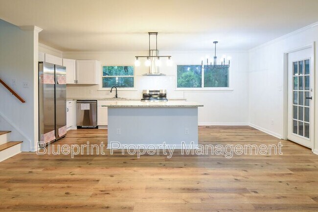 Building Photo - 6004 Cowin Dr NW