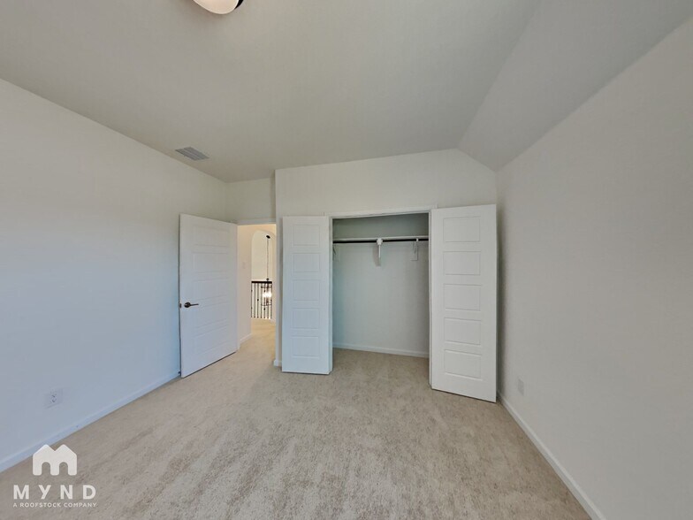 Building Photo - 12108 Buffalo Hills Dr