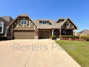 Building Photo - 2513 East 138th Ct S