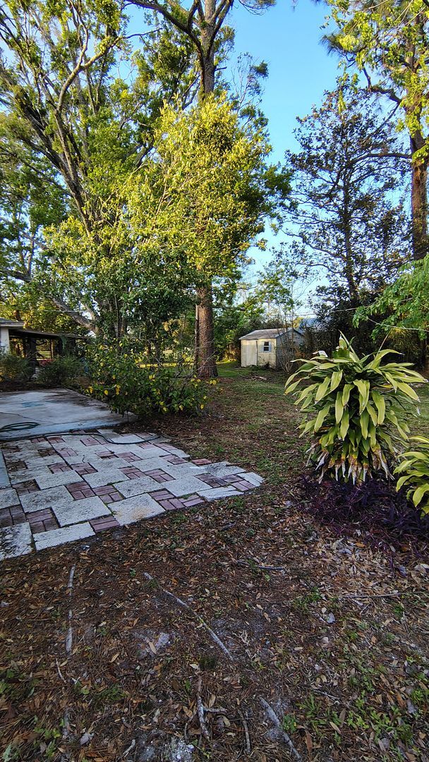 Building Photo - Beautiful home!