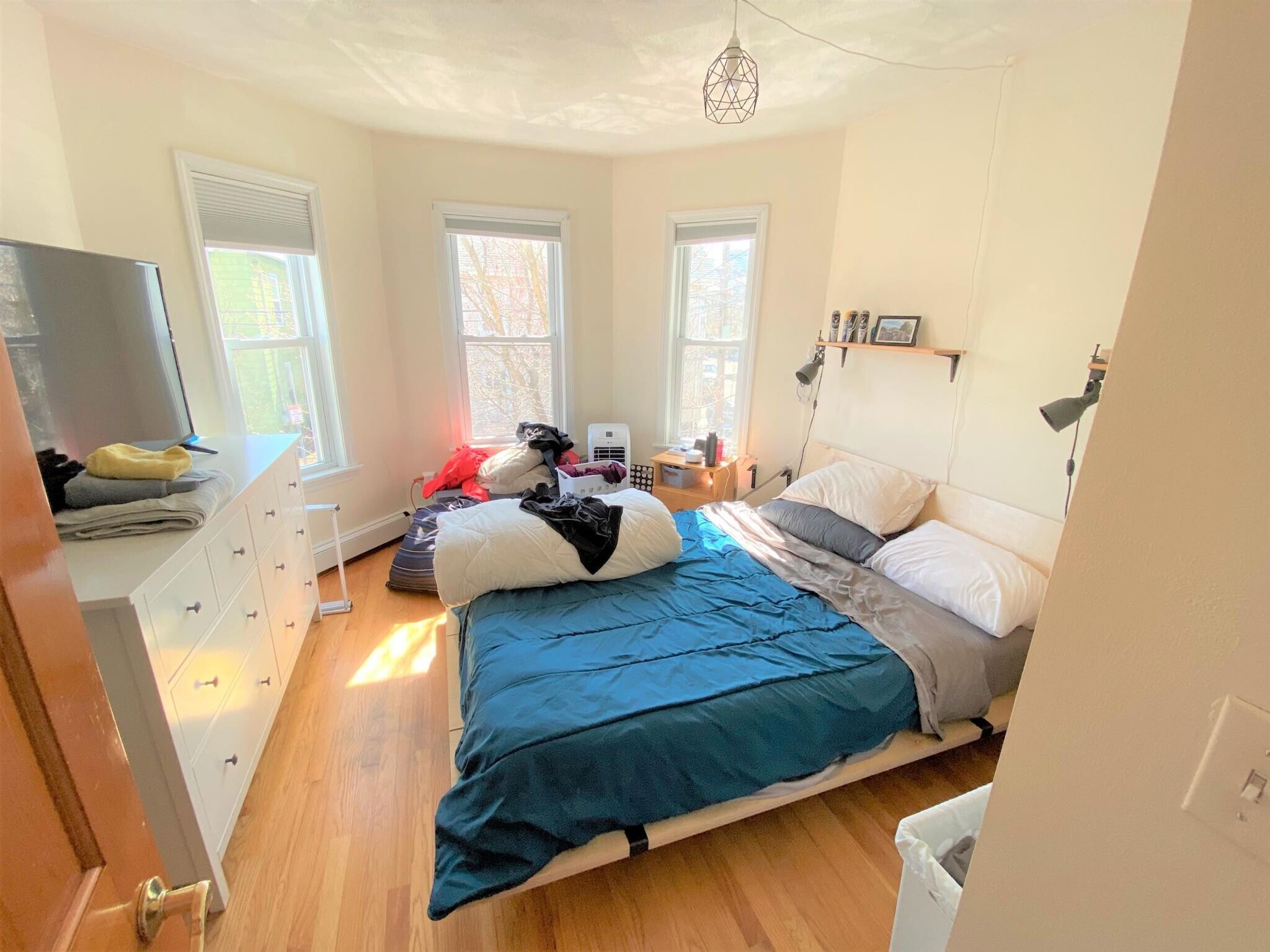 Building Photo - 187 Brookline St