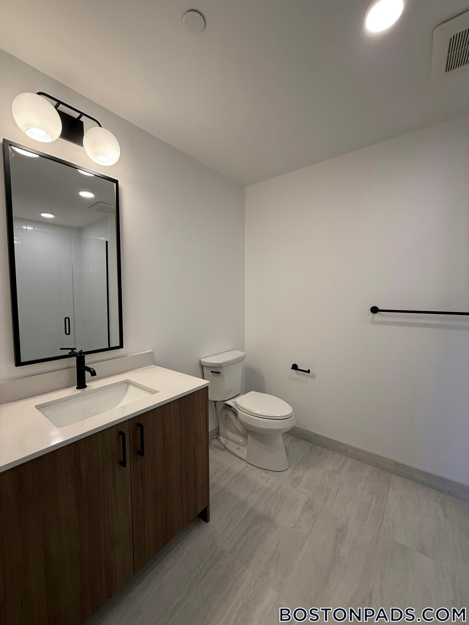 Building Photo - 199 Gardner St