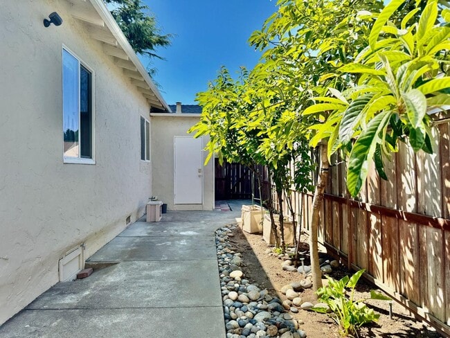 Building Photo - 3801 Pacific Blvd