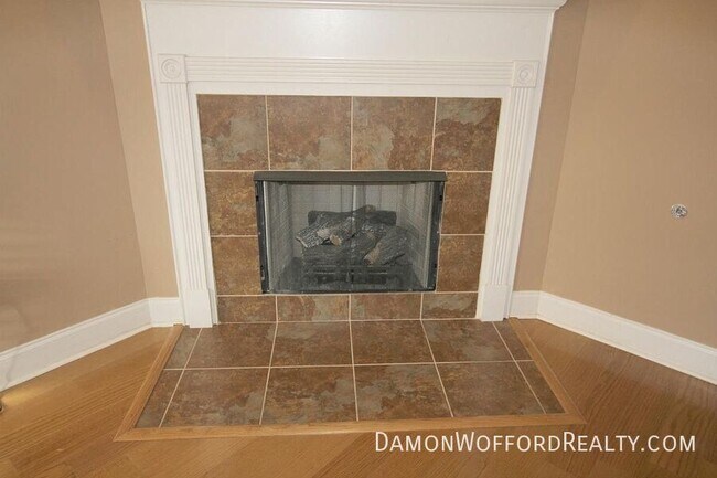 Building Photo - 614 Oak Park Cir