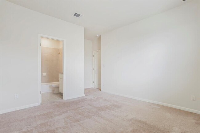 Building Photo - 4213 Beramo Bnd