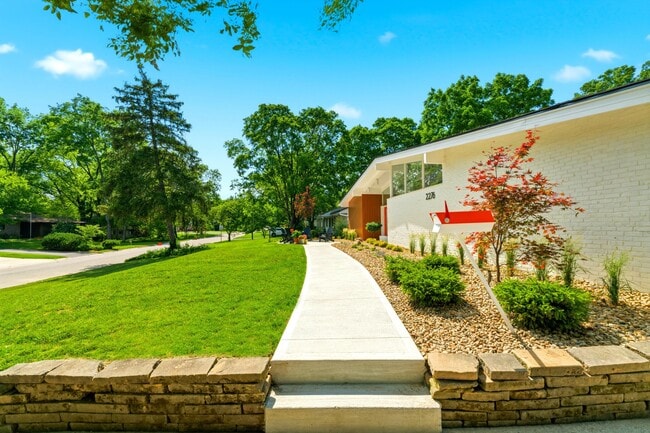 Building Photo - 2276 Johnston Rd