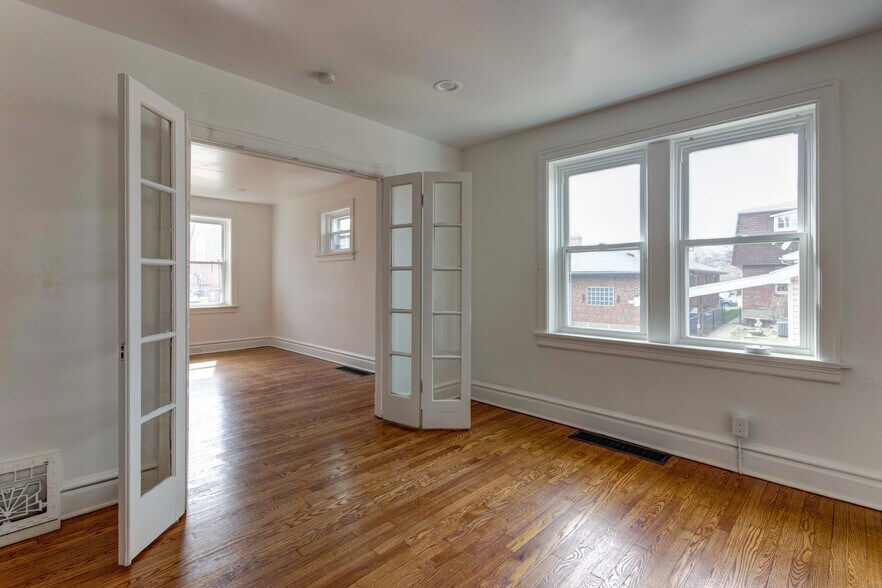 Building Photo - 4019 Dover Pl