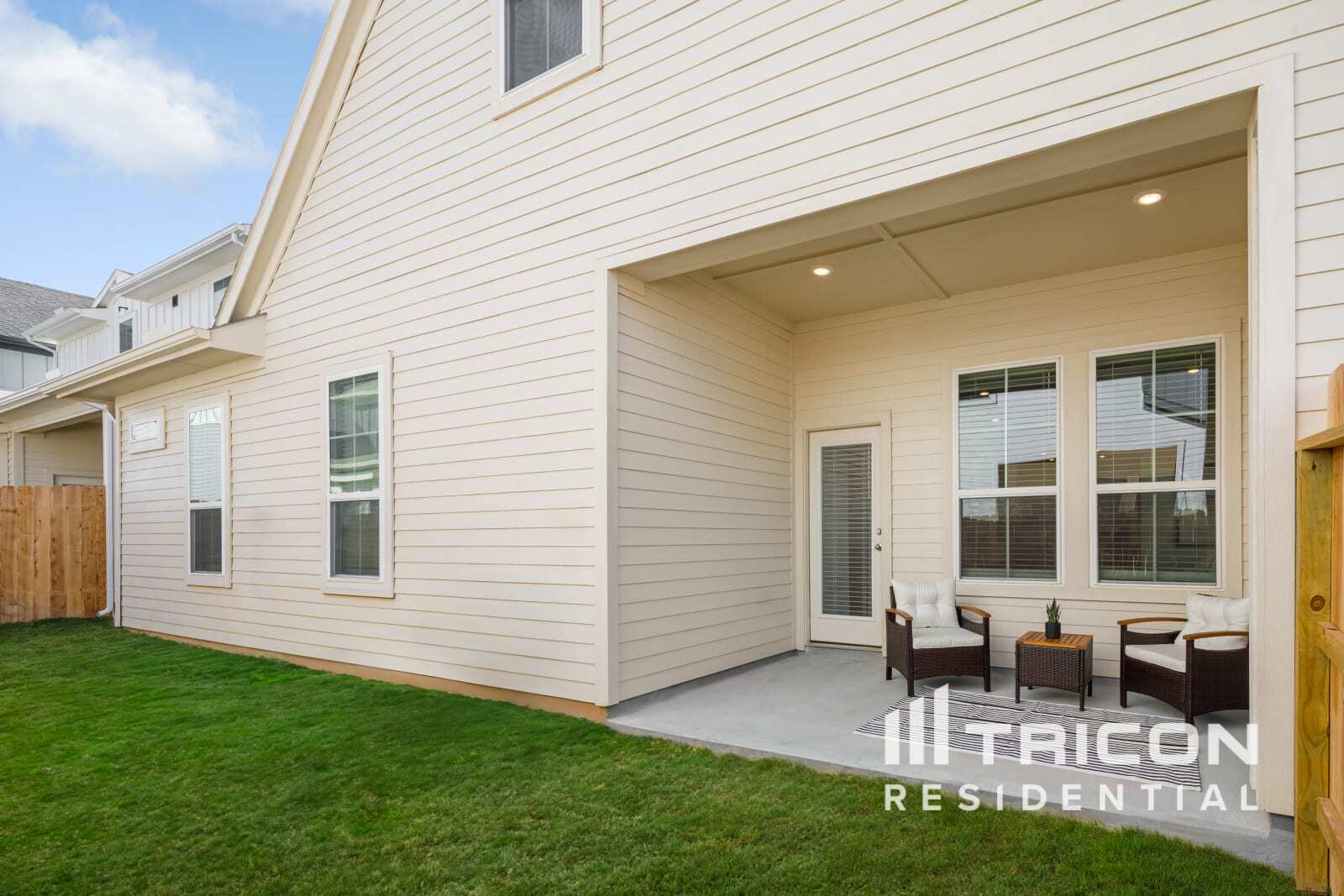 Building Photo - 22803 Terrazzo Dr