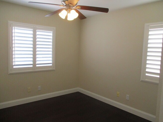 Building Photo - Desirable Chula Vista 4 Bdr 3 Bath Beautiful Home