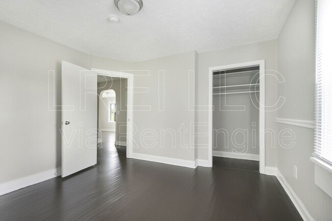 Building Photo - 5413 Distler Ln